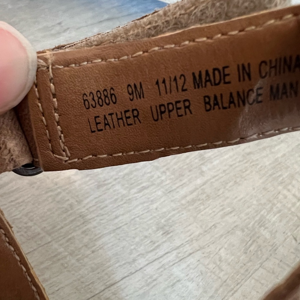 Clark’s Artisan Espadrille wedge - tan leather, size 9M - Picture 9 of 11